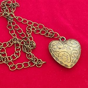 Heart Necklace Bronze Tone 18in Long